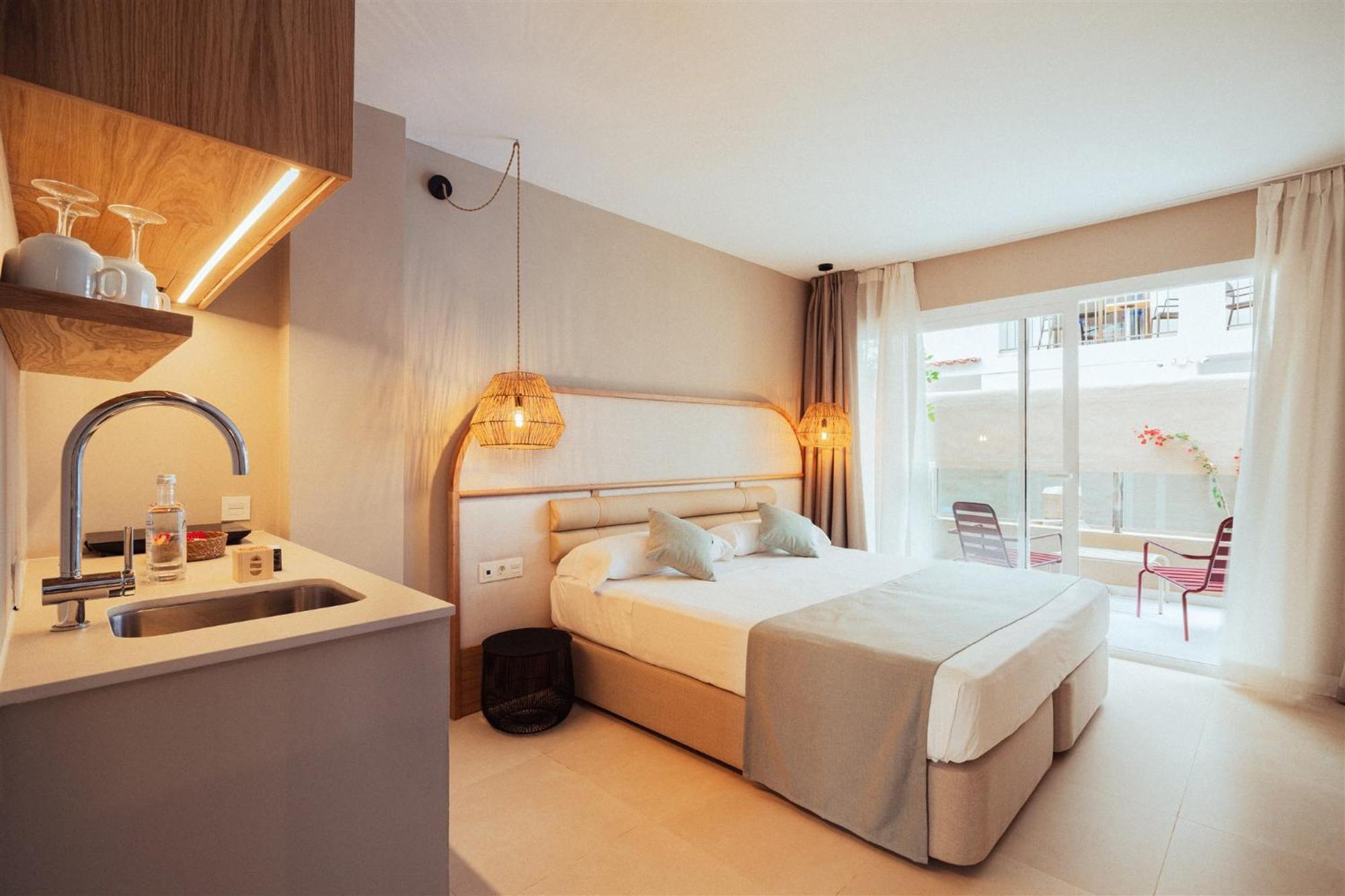 Ama Ibiza (Adults Only) Hotel Playa d'en Bossa Szoba fotó