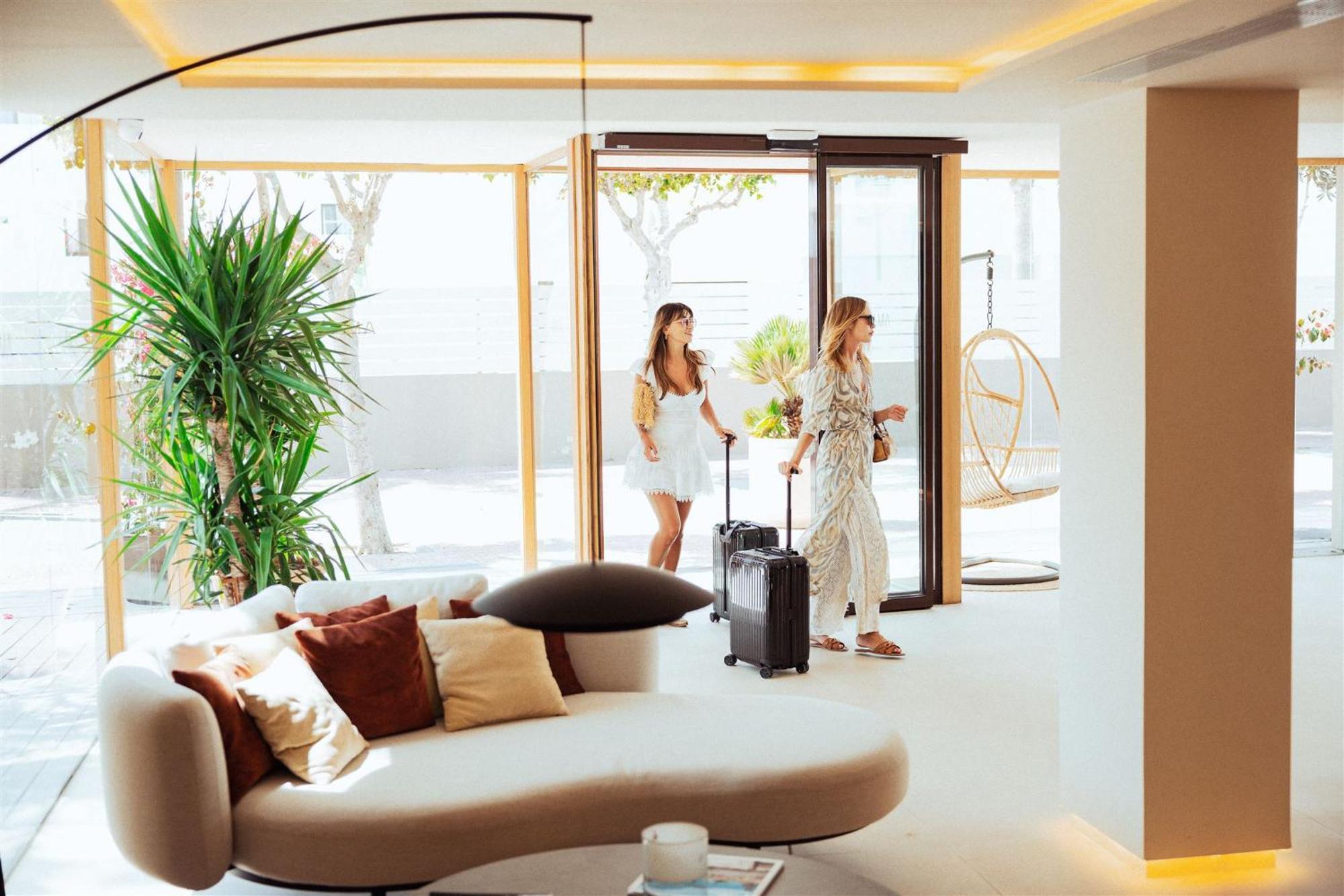 Ama Ibiza (Adults Only) Hotel Playa d'en Bossa Kültér fotó